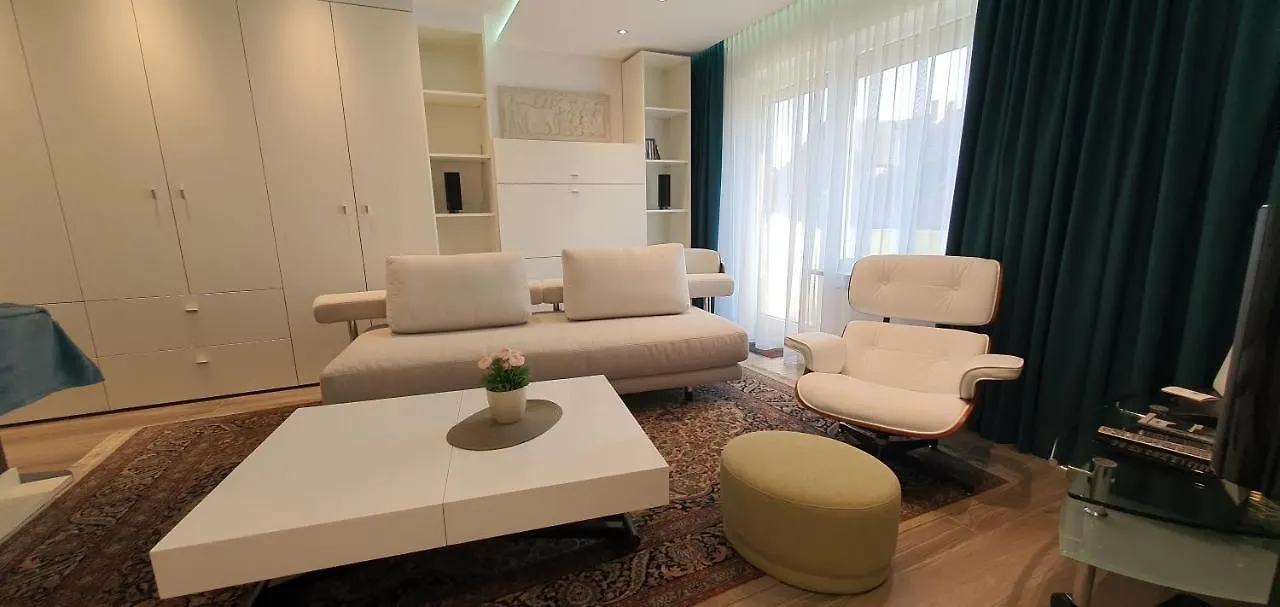 Apartment Und Ferienwohnung, Wohnen Auf Zeit, Callenberger Strasse, Coburg Germany