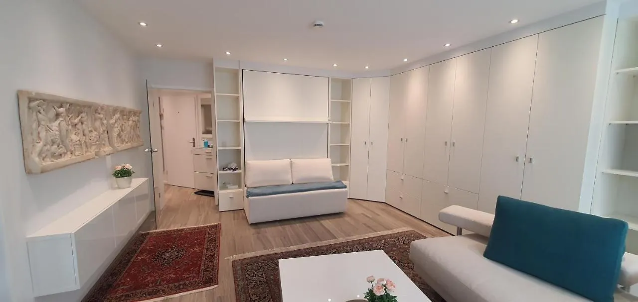 Apartment Und Ferienwohnung, Wohnen Auf Zeit, Callenberger Strasse, Coburg 0*,